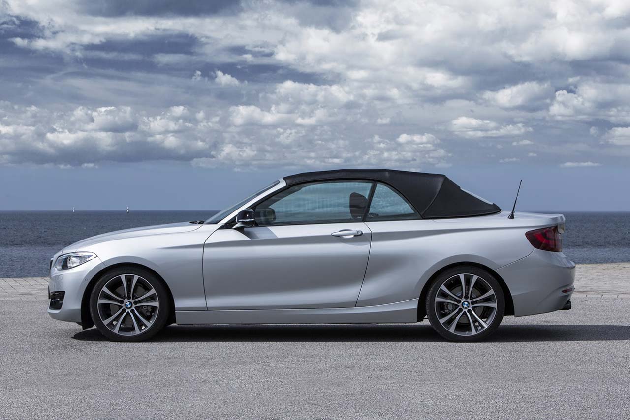 BMW, BMW-2-Series-Convertible-Close-Roof: BMW 2 Series Convertible Diluncurkan [Galeri 69 Foto]