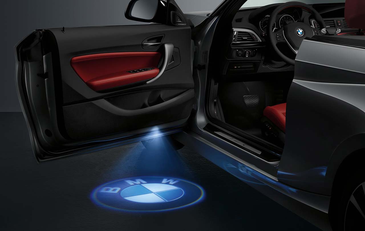 BMW, BMW-2-Series-Convertible-Puddle-Lamp-BMW-Logo: BMW 2 Series Convertible Diluncurkan [Galeri 69 Foto]