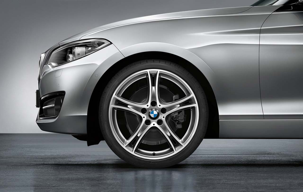BMW, BMW-2-Series-Convertible-Rims: BMW 2 Series Convertible Diluncurkan [Galeri 69 Foto]