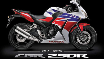 Harga Honda CBR 150 R Lokal Lebih Murah Dari Yamaha R15 Harga Honda CBR 150 R Lokal Lebih Murah Dari Yamaha R15