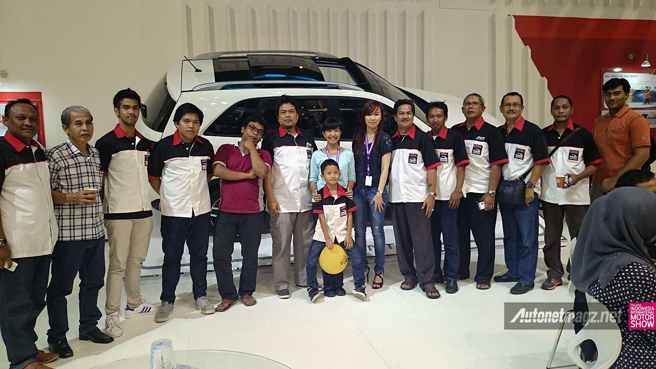 IIMS 2014, CSOC Carvival Sedona Owners Club ke booth KIA Indonesia di IIMS: KIA Jadikan IIMS Ajang Berkumpulnya Komunitas Pengguna Mobil KIA