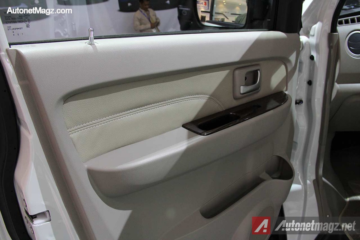 IIMS 2014, Door-Trim-Suzuki-APV-Lusury: Suzuki APV Luxury 2014 v.2 Hadir di IIMS 2014