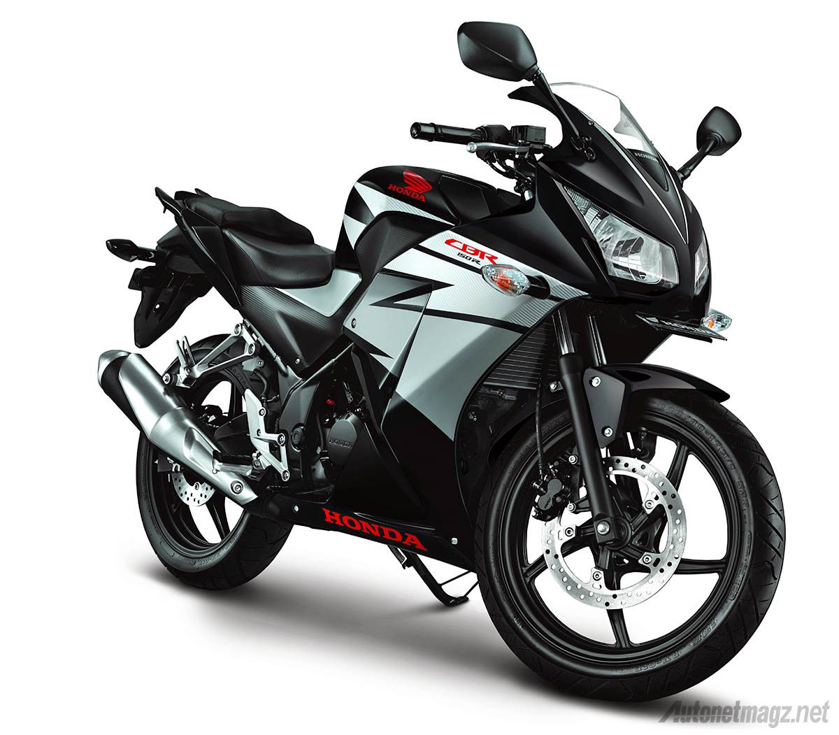 Honda, Honda CBR150R lokal 2014 warna hitam black: Harga Honda CBR 150 R Lokal Lebih Murah Dari Yamaha R15