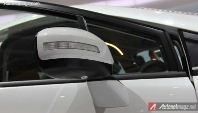 Honda Civic Facelift 2014 Diluncurkan di IIMS 2014