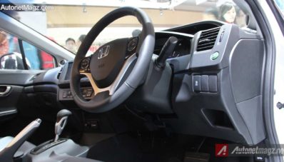 Honda Civic Facelift 2014 Diluncurkan di IIMS 2014