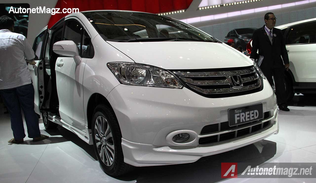 Honda, Honda-Freed-Facelift-2014-Design: Honda Freed Facelift 2014 Akan Menjadi Penentu Nasib