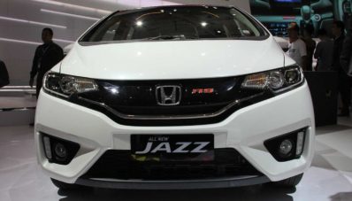Honda Jazz RS Black Top Limited Edition Hanya Dijual 300 Unit!