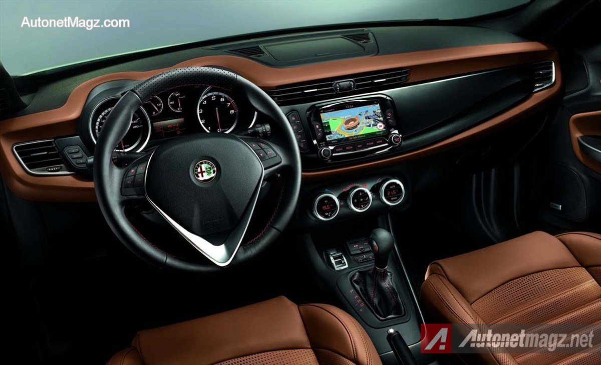 Alfa Romeo, Interior-Alfa-Romeo-Giulietta-Indonesia: Alfa Romeo Indonesia Akan Hadir Lewat Garansindo!