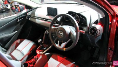 [Exclusive] First Impression Review Mazda 2 SkyActiv 2015 