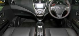 Interior dashboard Perodua Axia tipe Standard