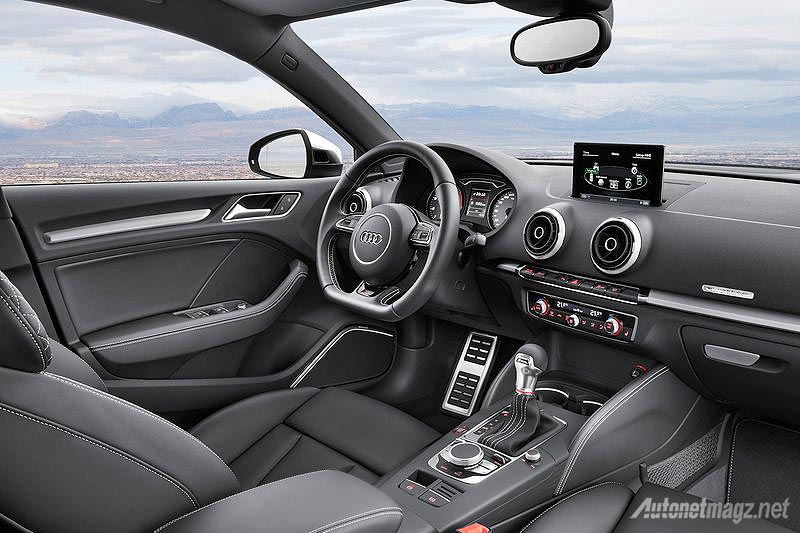 Audi, Interior dashboard Audi S3 lokal Indonesia: Audi S3, Versi Kencang Dari A3 Diluncurkan di IIMS