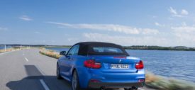 BMW-2-Series-Convertible-Blue