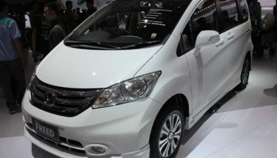 Honda Freed Facelift 2014 Akan Menjadi Penentu Nasib Honda Freed Facelift 2014 Akan Menjadi Penentu Nasib