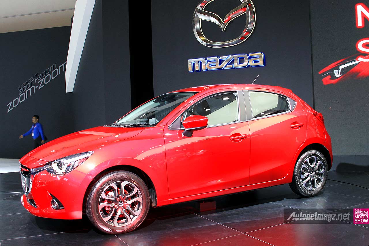 IIMS 2014, Kelebihan Mazda 2 baru 2014 SkyActiv: [Exclusive] First Impression Review Mazda 2 SkyActiv 2015 Indonesia [with Video]