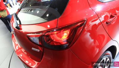 [Exclusive] First Impression Review Mazda 2 SkyActiv 2015 