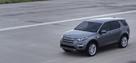 Land Rover Discovery Sport Wallpaper