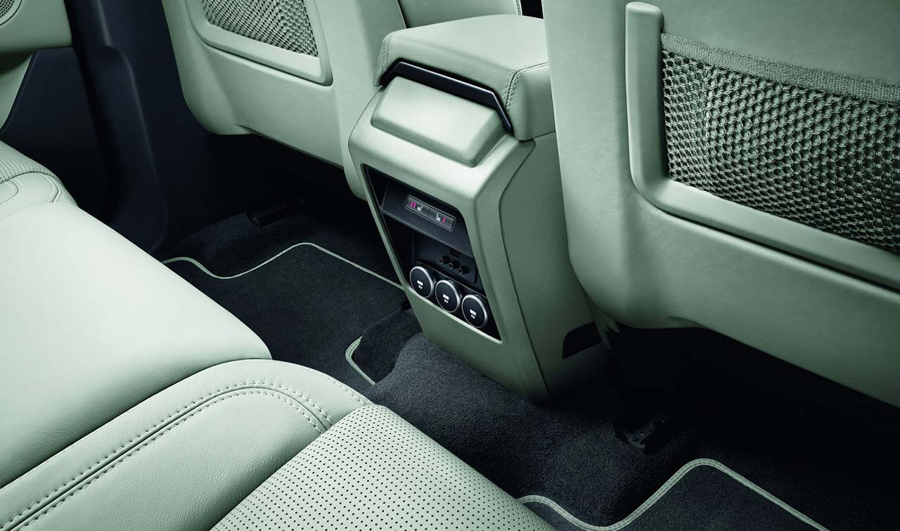 International, Land Rover Discovery Sport Rear Seat: Land Rover Discovery Sport Hadir Sebagai Pengganti Freelander