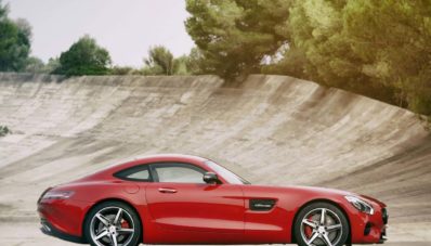 Mercedes-Benz AMG GT Hadir Menebar Ancaman