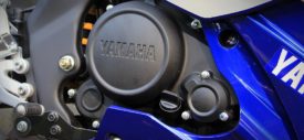 Cornering Yamaha YZF R15 Indonesia