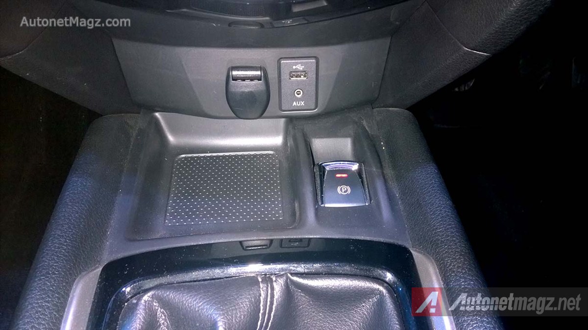 Mobil Baru, Nissan-X-Trail-Indonesia-2014-Electronic-Parking-Brake: First Impression Review Nissan X-Trail 2014 Indonesia