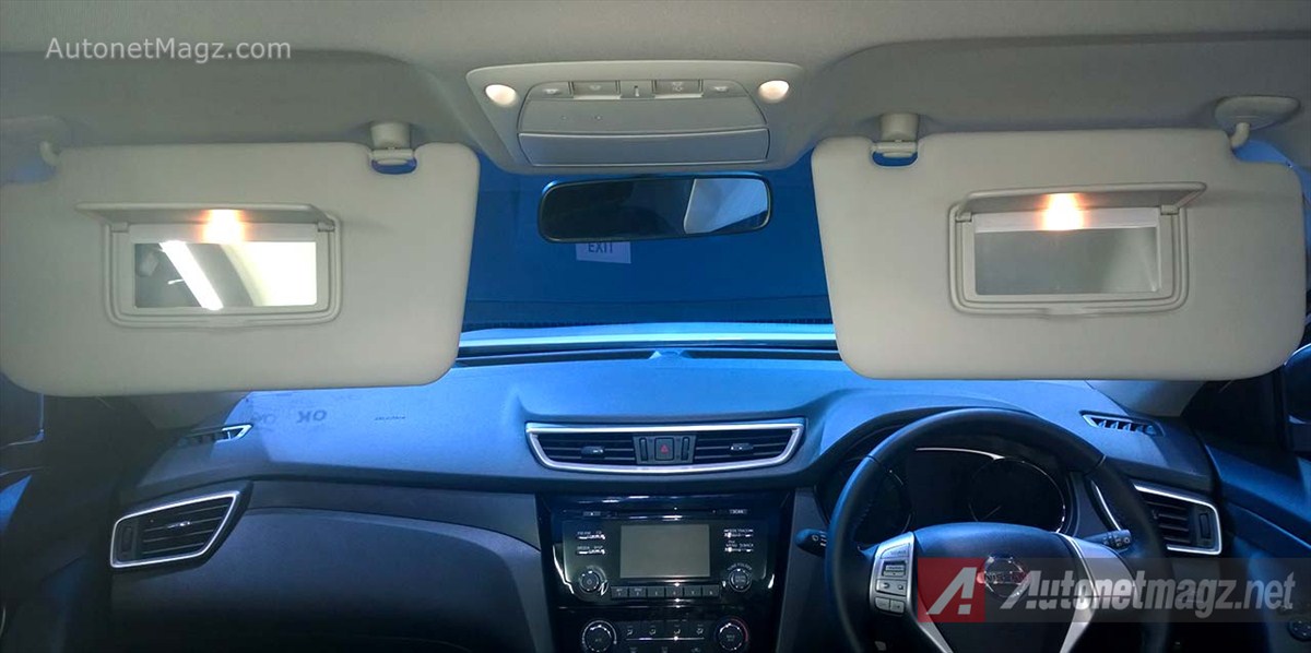Mobil Baru, Nissan-X-Trail-Indonesia-2014-Sun-Visor-with-Vantiy-Mirror: First Impression Review Nissan X-Trail 2014 Indonesia