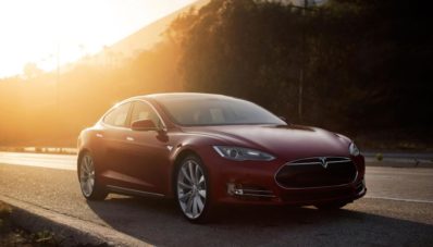 Tesla Model S Mobil Yang Paling Jarang Dicuri Di AS Tesla Model S Mobil Yang Paling Jarang Dicuri Di AS