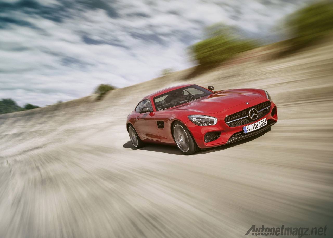 Berita, Wallpaper Mercedes Benz AMG GT Merah: Mercedes-Benz AMG GT Hadir Menebar Ancaman