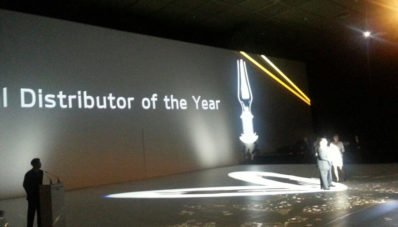 KIA Indonesia Kembali Sabet Penghargaan Regional Distrubutor of The Year KIA Indonesia Kembali Sabet Penghargaan Regional Distrubutor of The Year