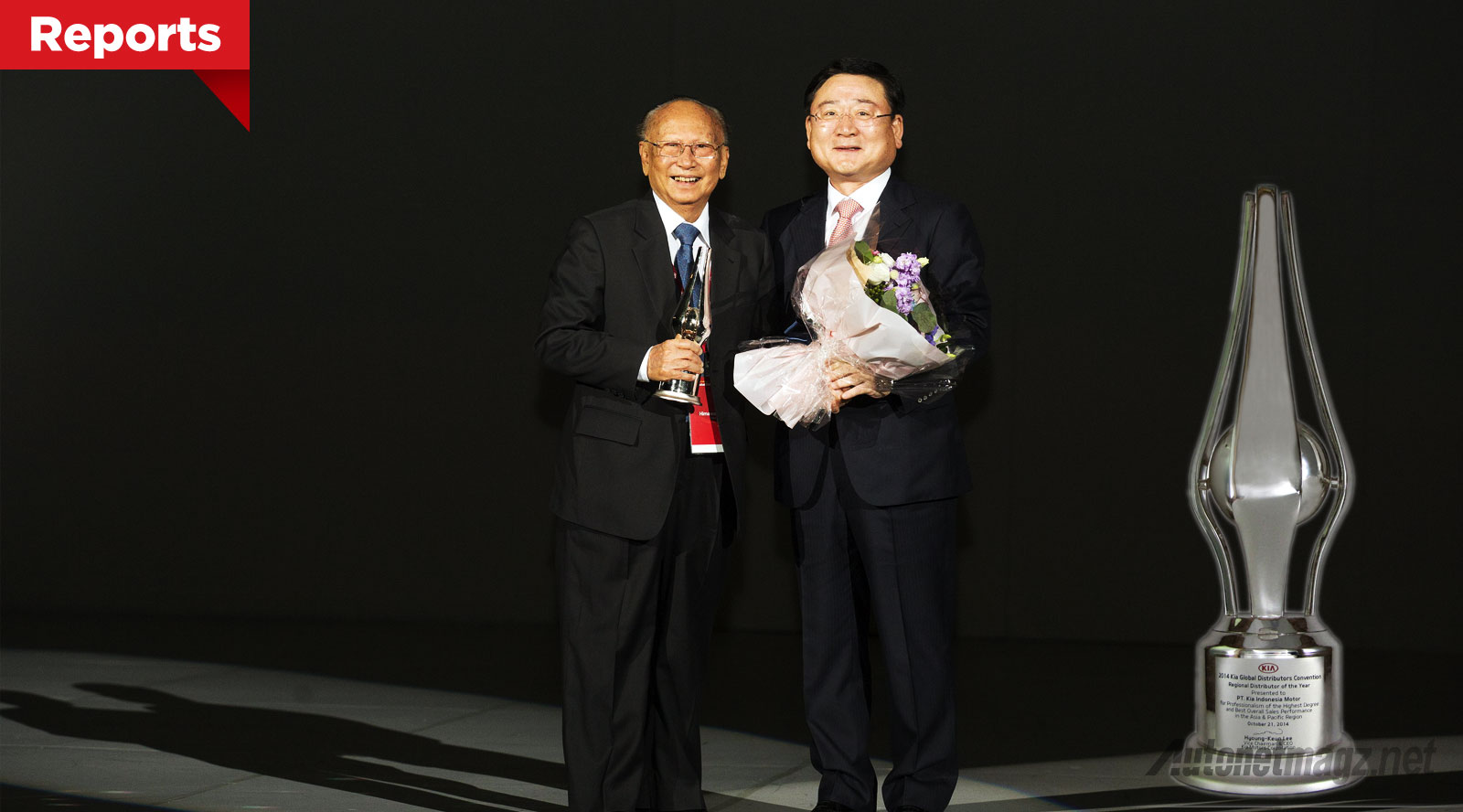 Berita, Cover-Award-KIA-di-Seoul: KIA Indonesia Kembali Sabet Penghargaan Regional Distrubutor of The Year
