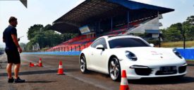 Parkiran-Sentul-Porsche-Sport-Driving-School