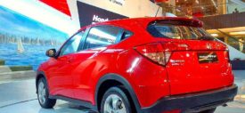 Honda HR-V warna merah di Trans Studio Mall Bandung