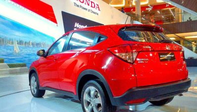 Pertama Kali Tampil di Bandung, Honda HR-V Merah Goda Pengunjung Pertama Kali Tampil di Bandung, Honda HR-V Merah Goda Pengunjung
