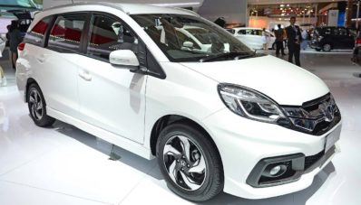 Honda Mobilio Enggan Ikuti Tren Diskon, Tapi Diganti Dengan Penawaran Menarik! Honda Mobilio Enggan Ikuti Tren Diskon, Tapi Diganti Dengan Penawaran Menarik!