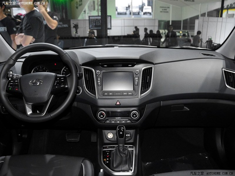 Hyundai iX25 Interior