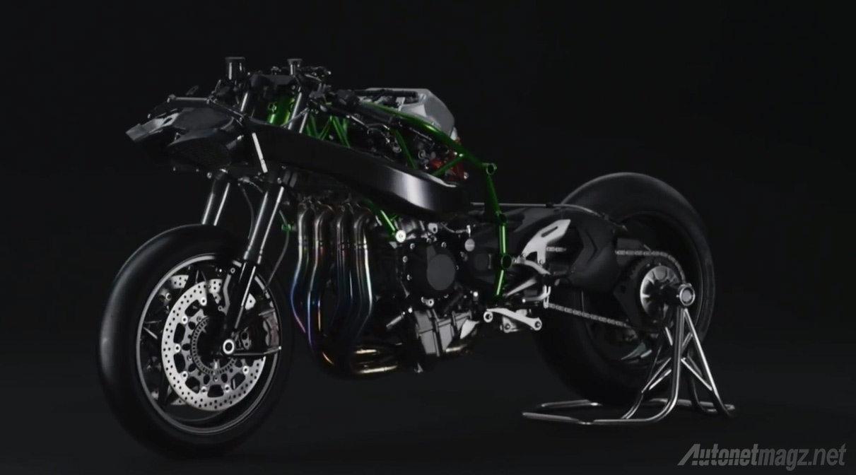 Berita, Kawasaki-Ninja-H2-Naked: Kawasaki Ninja H2, Ninja Paling Brutal Dengan Mesin Supercharger