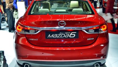 Mazda Laris Manis di IIMS, Mazda 2 Langsung Ikut Mendominasi! Mazda Laris Manis di IIMS, Mazda 2 Langsung Ikut Mendominasi!