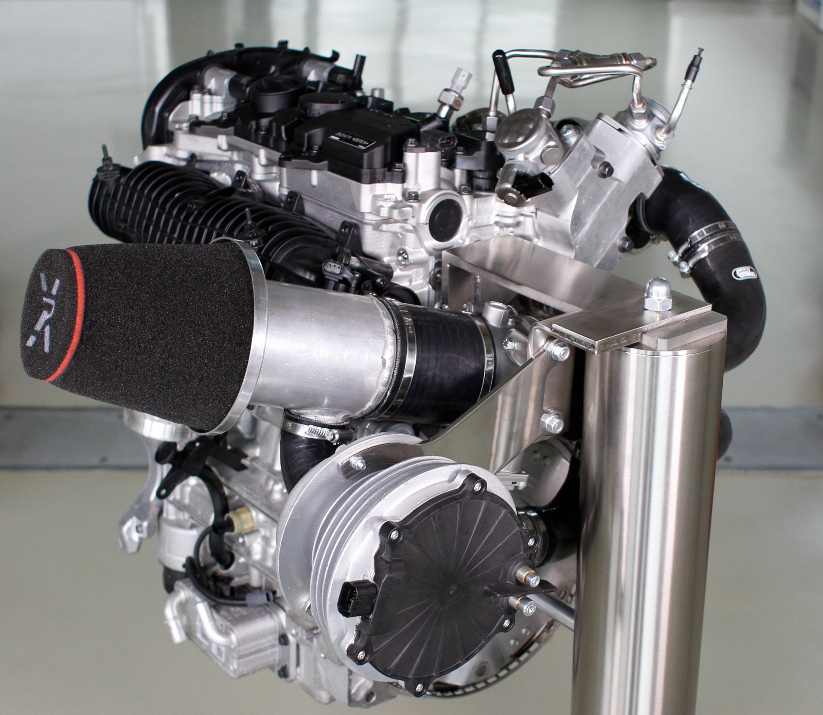 Hi-Tech, Volvo Turbo: Gila, Volvo Ciptakan Mesin 2.000 cc Triple Turbo Bertenaga 450 Hp!