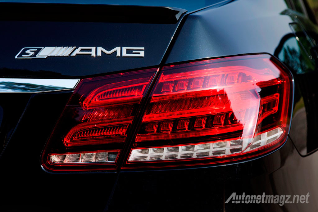Mercedes-Benz-E63-AMG-S-Badge