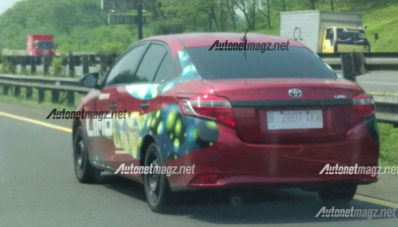 Toyota Limo CNG Tertangkap Kamera Sedang Diuji Coba Toyota Limo CNG Tertangkap Kamera Sedang Diuji Coba