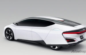 Honda FCEV Akan Teruskan Peran FCX Sebagai Mobil Hidrogen Honda FCEV Akan Teruskan Peran FCX Sebagai Mobil Hidrogen