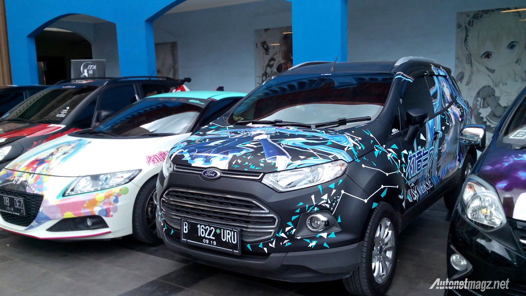 Klub dan Komunitas, Ford EcoSport dan Honda CR-Z full body cutting sticker ala komunitas Itasha Indonesia: Ulang Tahun ke-2 Itasha Indonesia : Kumpulnya Komunitas Penggemar Kendaraan Bertema Anime