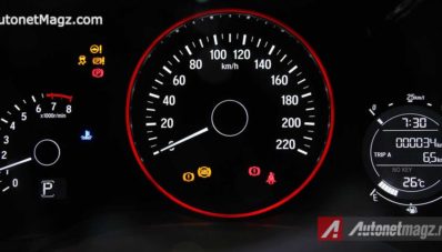 First Impression Review Honda HR-V Prestige by AutonetMagz First Impression Review Honda HR-V Prestige by AutonetMagz