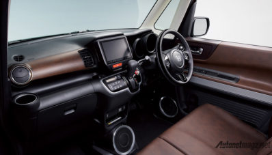 Honda Tampilkan N-Box Slash, Kei Car Bergaya Retro Luar Dalam Honda Tampilkan N-Box Slash, Kei Car Bergaya Retro Luar Dalam