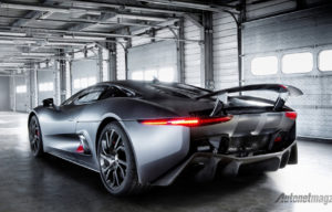 Jaguar C-X75 Akan Tampil Sebagai Penjahat di Film James Bond Terbaru Jaguar C-X75 Akan Tampil Sebagai Penjahat di Film James Bond Terbaru