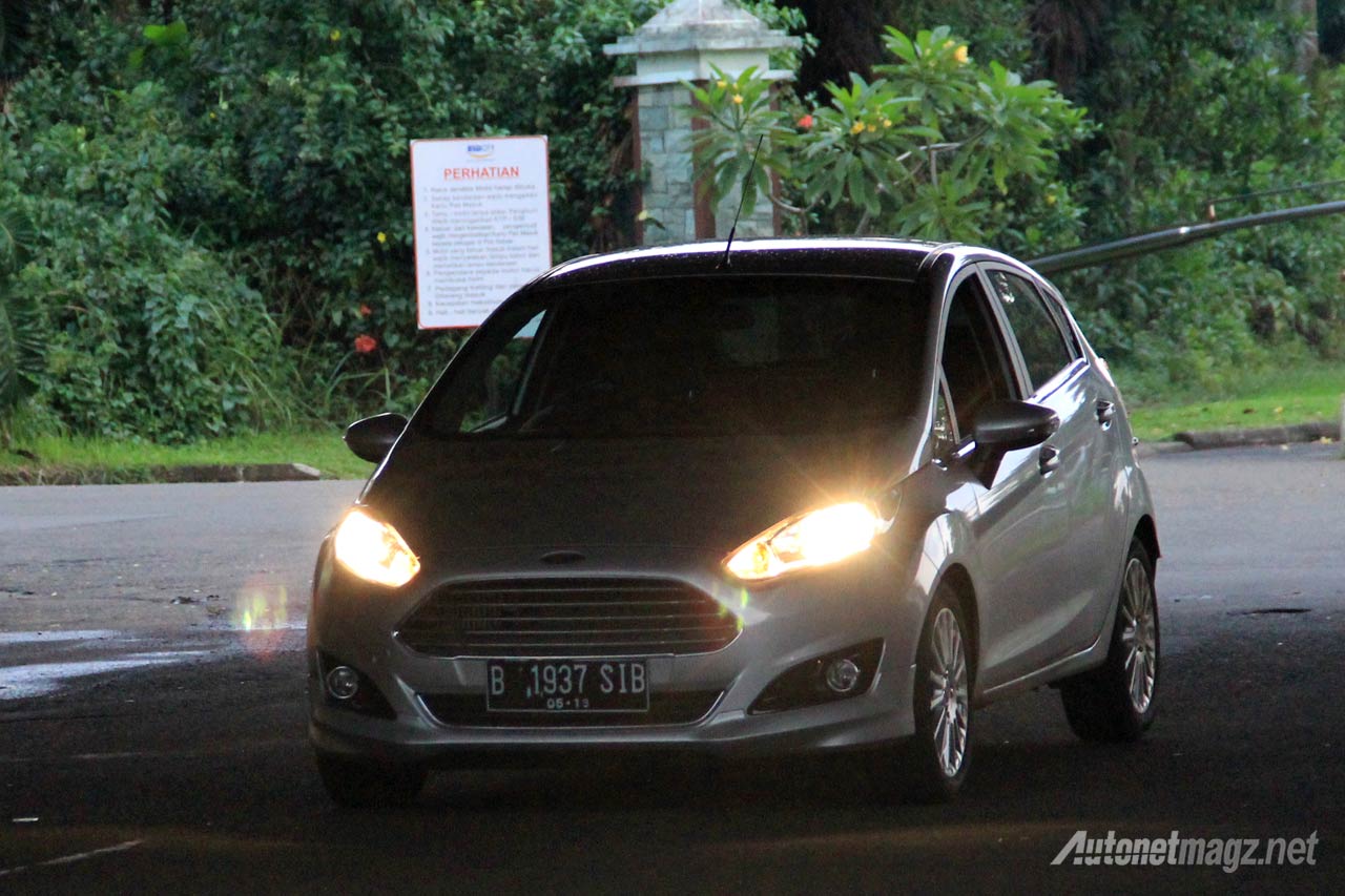 Advertorial, Lampu otomatis Ford Fiesta Auto headlight: Kata Mereka Tentang Smart Hatchback New Ford Fiesta