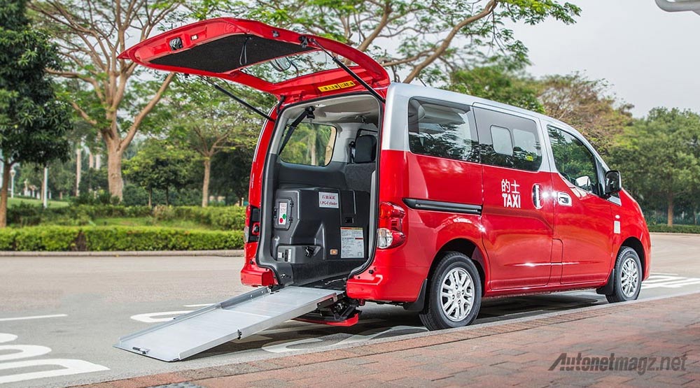 Berita, Landasan-Kursi-Roda-Nissan-Evalia-Taksi: Nissan Evalia Jadi Taksi Khusus Kaum Difabel di Hong Kong