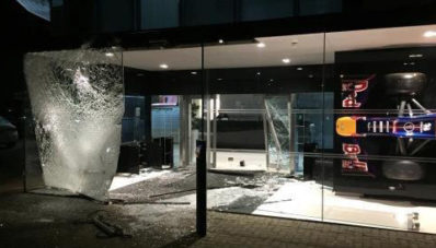 Markas Red Bull Racing Kemalingan, Sebanyak 60 Piala Hilang! Markas Red Bull Racing Kemalingan, Sebanyak 60 Piala Hilang!