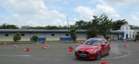 Mazda-2-SkyActiv-Red