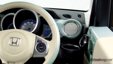 Honda Tampilkan N-Box Slash, Kei Car Bergaya Retro Luar Dalam Honda Tampilkan N-Box Slash, Kei Car Bergaya Retro Luar Dalam