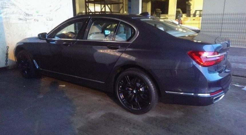 BMW Seri 7 2016 Tertangkap Kamera Tanpa Penyamaran